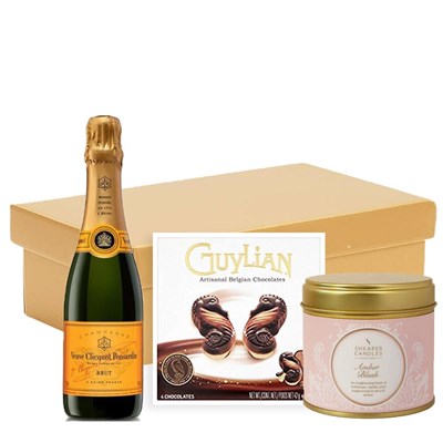 Veuve Clicquot Yellow label Brut Champagne 37.5cl & Candle Gift Hamper